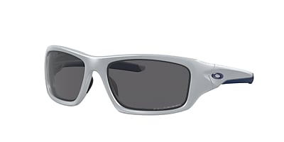 Oakley OO9236 Valve® Sunglasses