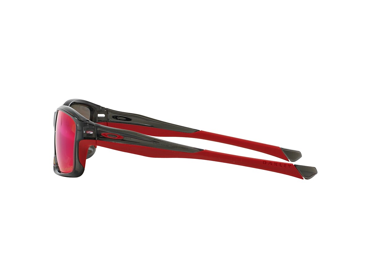 Oakley OO9247 Chainlink™ 57 Red Iridium Polarized & Grey Smoke Polarised  Sunglasses | Sunglass Hut Australia