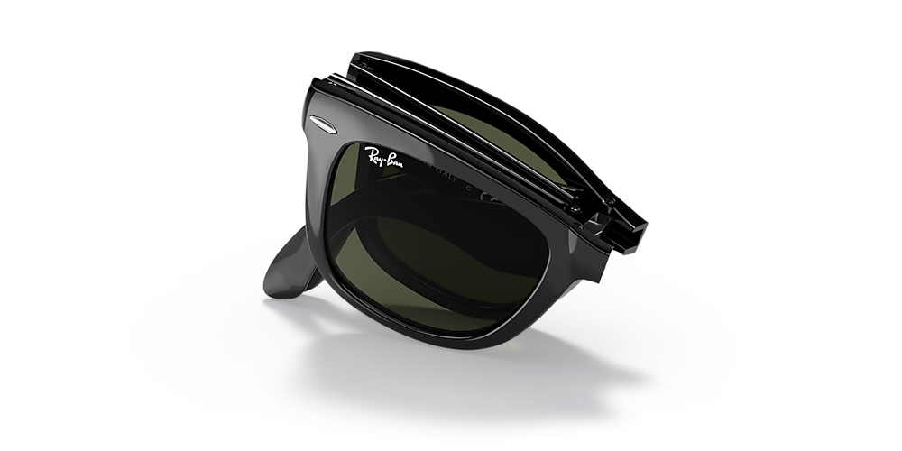 belønning daytime At adskille Ray-Ban RB4105 Wayfarer Folding Classic 50 Green & Black Sunglasses |  Sunglass Hut USA