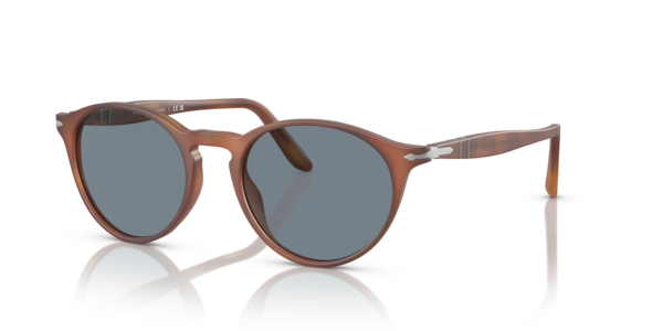 Óculos de sol Persol PO3092SM, formato oval, armação em acetato marrom, lente azul