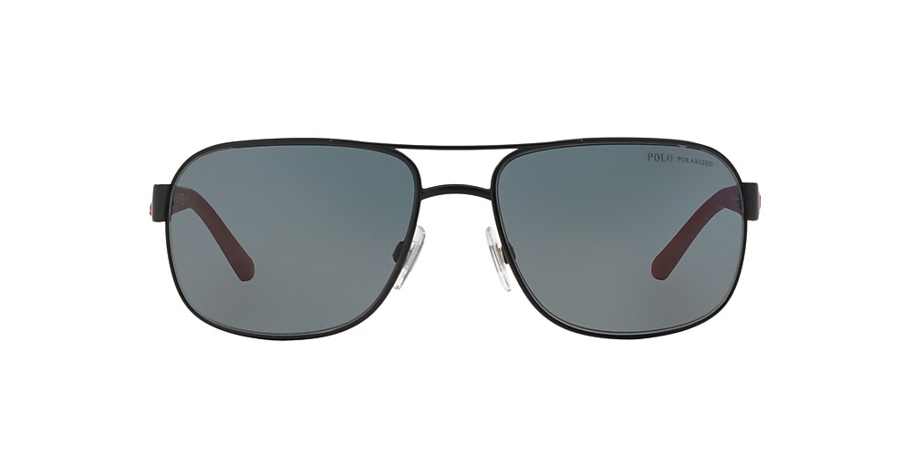 Polo polarized outlet