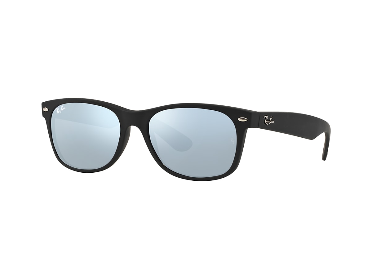 RAY-BAN RB2132 New Wayfarer Flash Black - Sunglasses, Silver Flash Lens