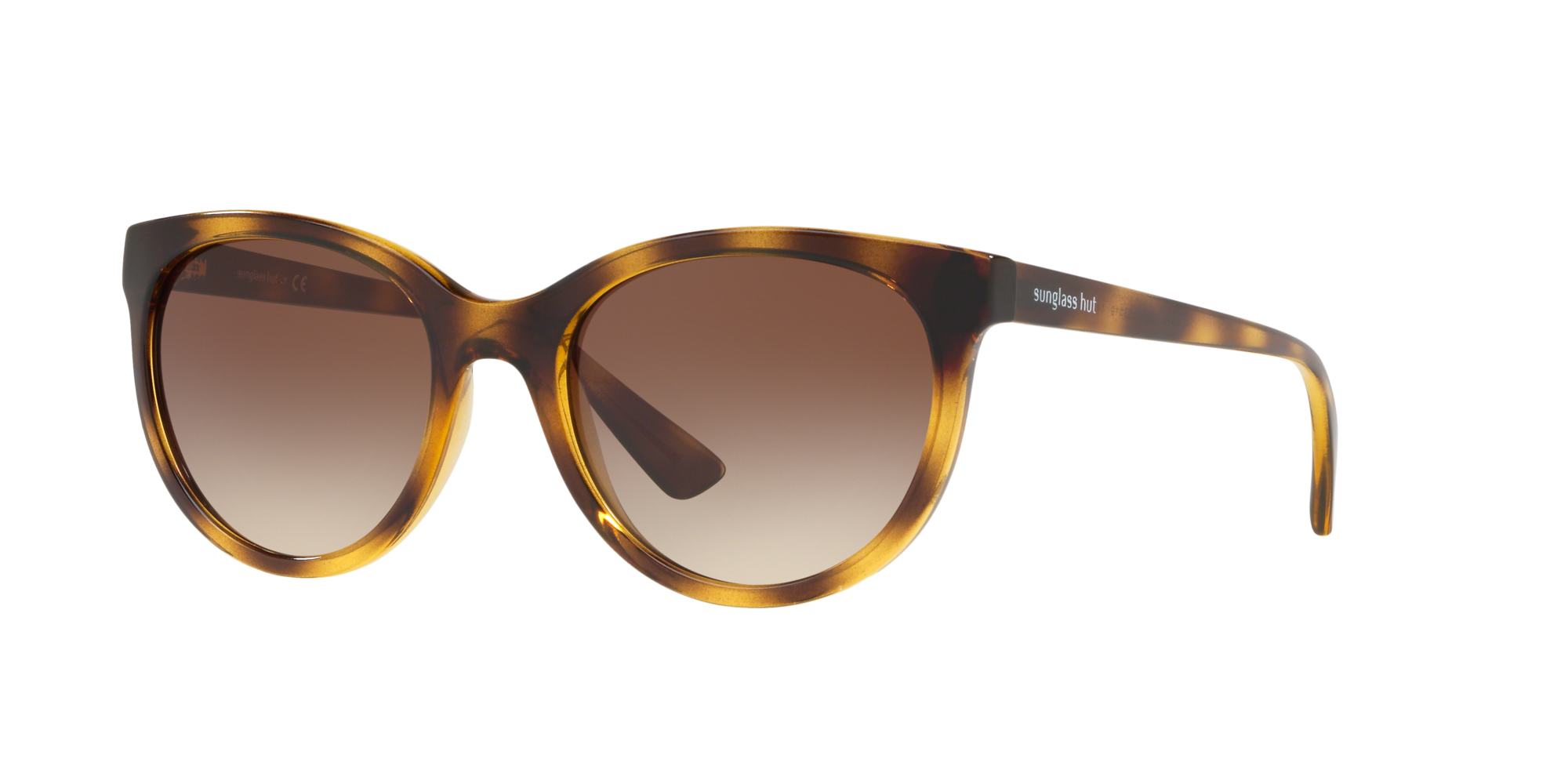 Sunglass Hut - Tip 4: “Sporty sunglasses are my go-to accessory for a  daring look.” Take a cue from @chiaraferragni and rock this head-turning  @oakley shield. #MySunglassHutSelection #HouseofSun www.sunglasshut .com/chiara-ferragni-sunglasses-tips ...