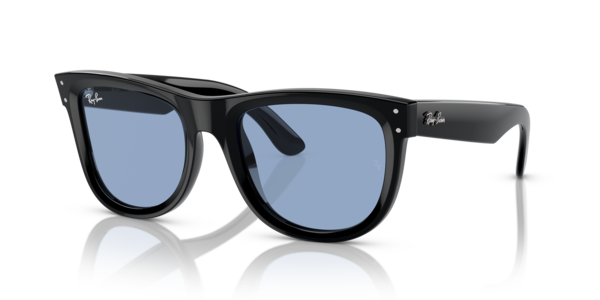 Óculos de sol Ray-Ban Wayfarer Reverse RBR0502S, formato quadrado, armação em acetato preto, lente azul-claro