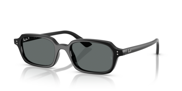 Óculos de sol Ray-Ban Zuri Bio-based RB4455, formato cat-eye, armação em acetato preto, lente cinza-escuro polarizado