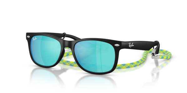 Óculos de sol Ray-Ban Junior New Wayfarer Kids Summer Capsule RJ9052S, formato quadrado, armação em nylon injetado, lente verde clara espelhada azul