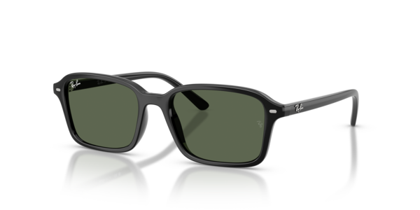 Óculos de sol Ray-Ban Junior RJ9131S, formato quadrado, armação em injetado preto, lente verde escuro