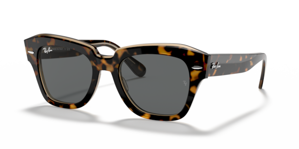 Óculos de sol Ray-Ban State Street RB2186, formato quadrado, armação em acetato havana sobre marrom transparente, lente cinza