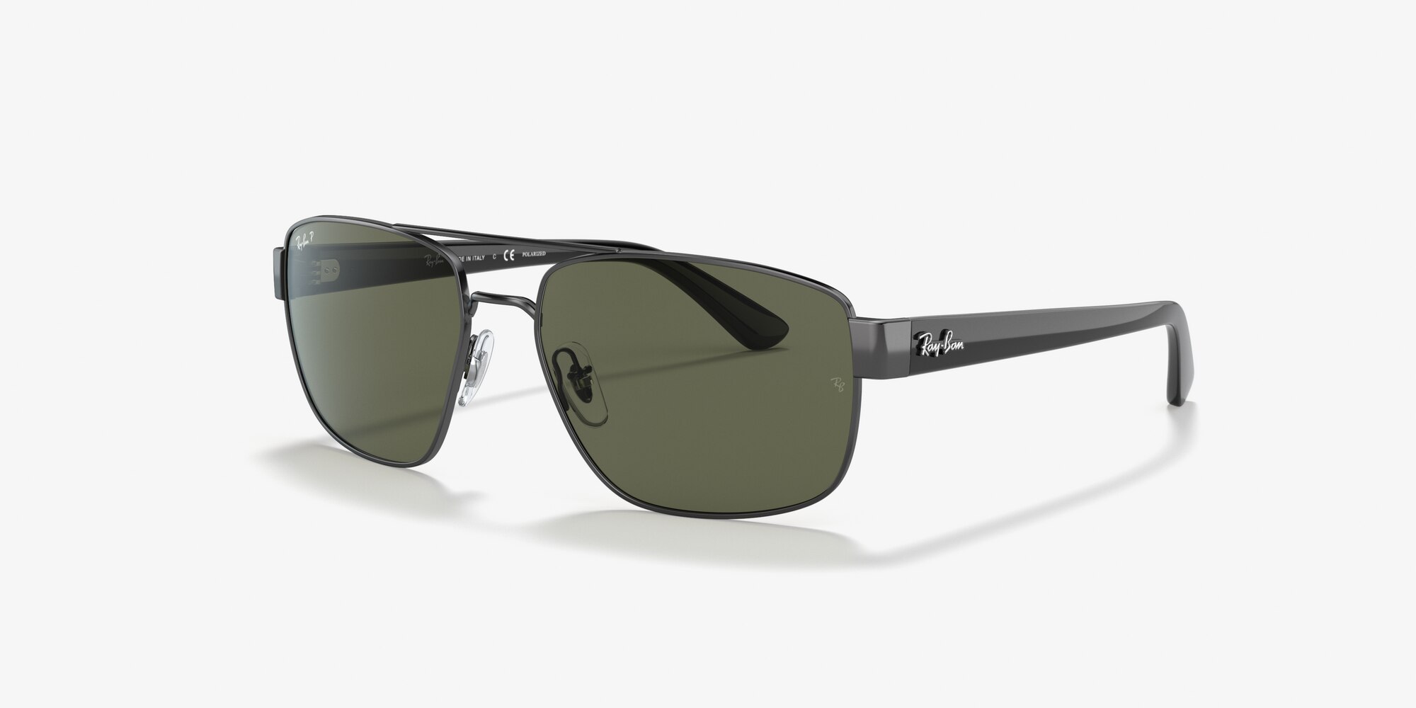 ray ban wayfarer sunglass hut