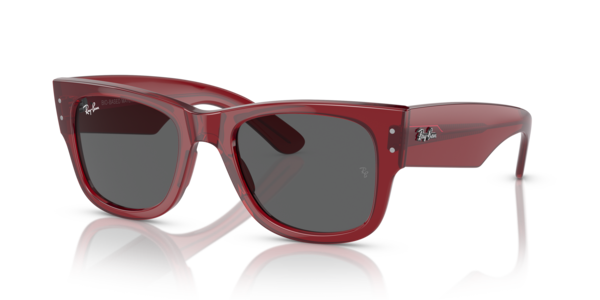 Óculos de sol Ray-Ban Mega Wayfarer Bio-based, formato quadrado, armação em acetato vermelho transparente, lente cinza-escuro