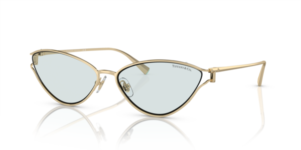 Óculos de sol Tiffany & Co. TF3095, formato cat-eye, armação em metal dourado, lente azul