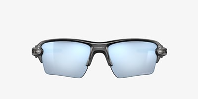 Oakley OO9188 Flak®  XL 59 Prizm Deep Water Polarized & Matte Black  Polarized Sunglasses | Sunglass Hut USA