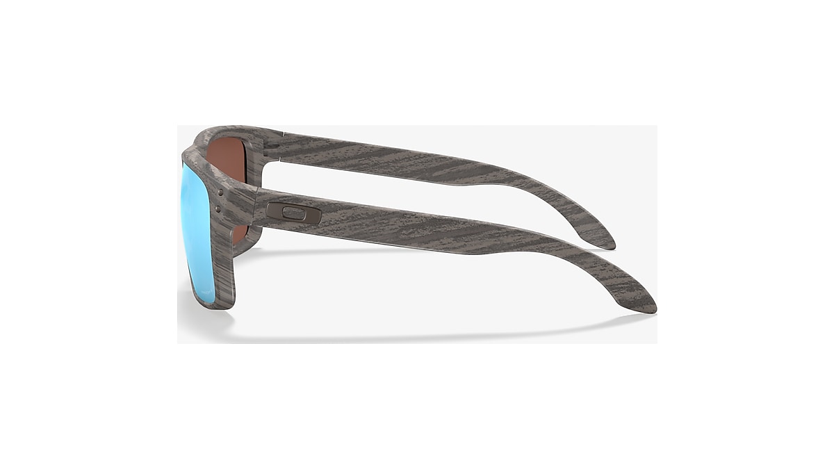 Oakley OO9102 Holbrook™ Woodgrain Collection 57 Prizm Deep Water Polarized  & Woodgrain Polarized Sunglasses | Sunglass Hut USA