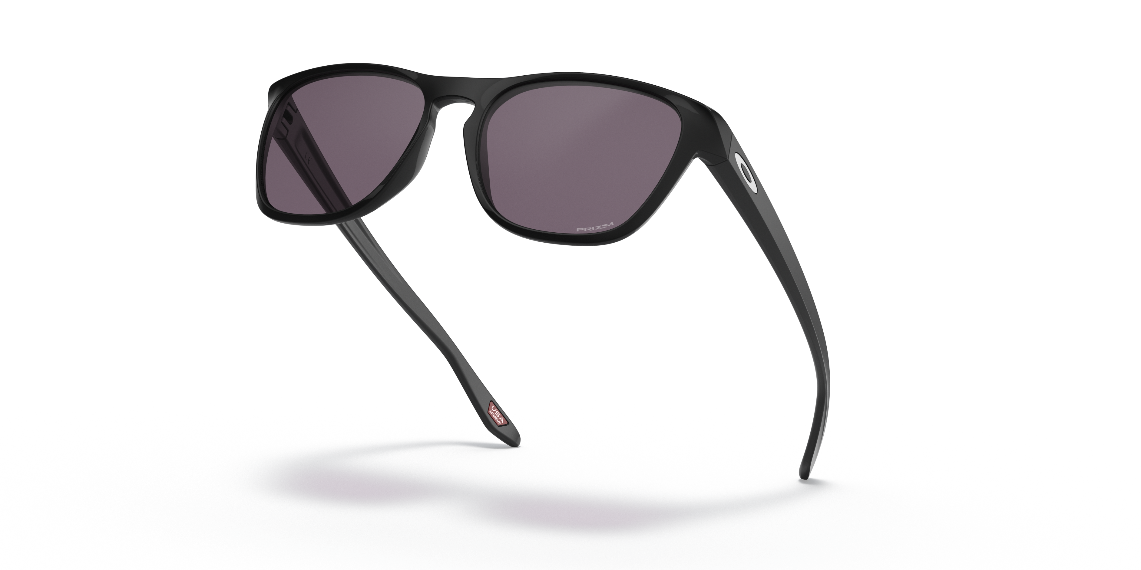 oakley moonlighter sunglass hut