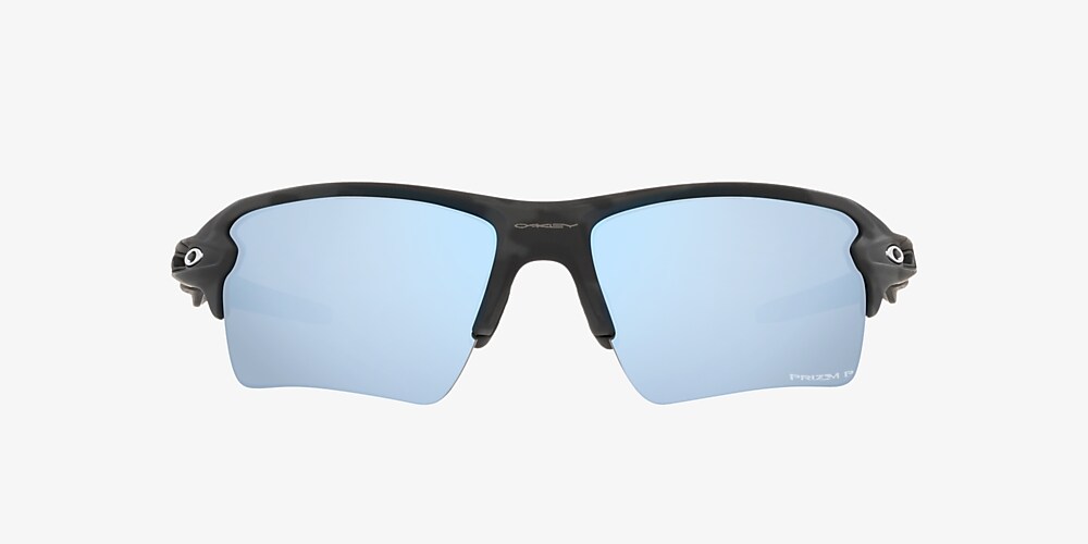 Oakley OO9188 Flak®  XL 59 Prizm Deep Water Polarized & Matte Black Camo  Polarized Sunglasses | Sunglass Hut Canada