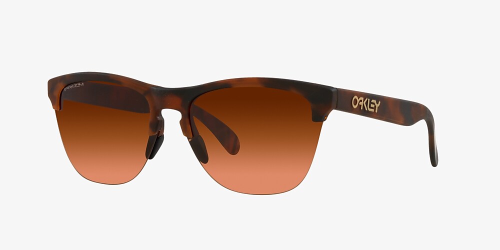 Oakley OO9374 Frogskins™ Lite 63 Prizm Brown Gradient & Matte Brown  Tortoise Sunglasses | Sunglass Hut USA