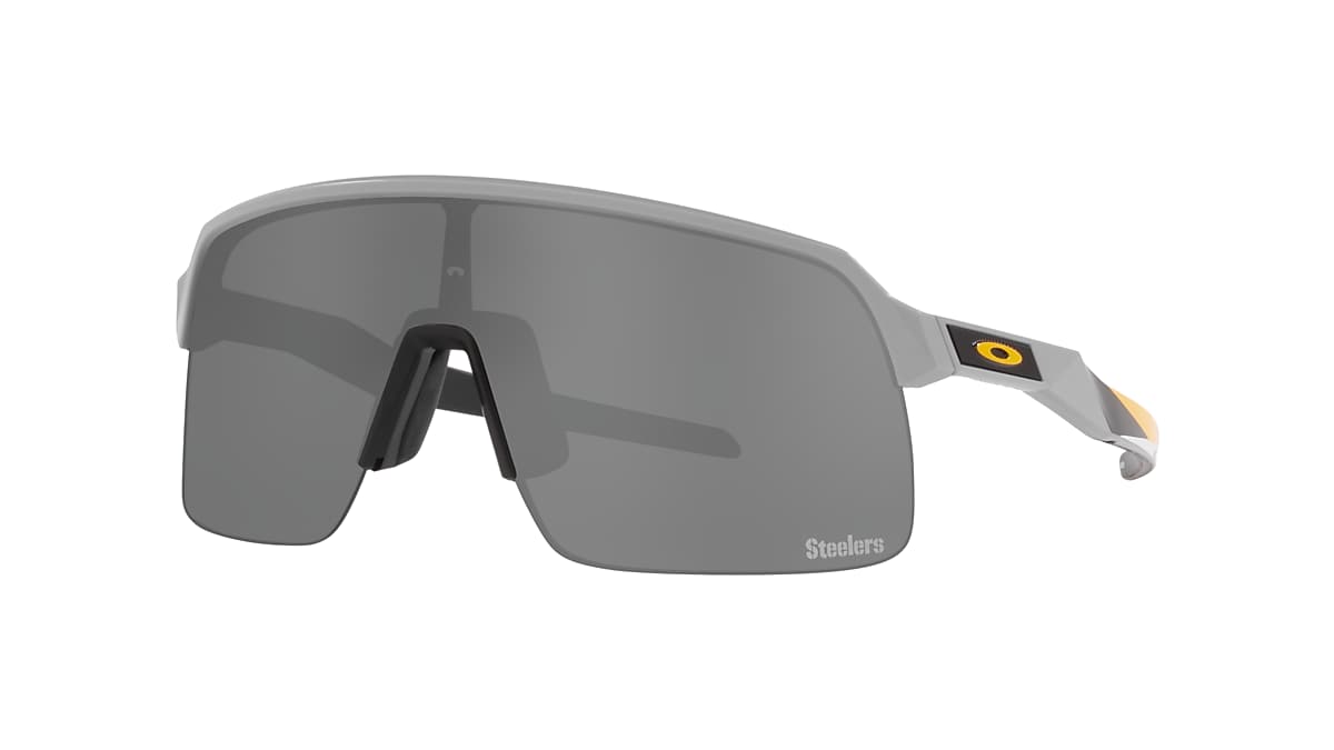 Oakley OO9406 Pittsburgh Steelers Sutro 01 Prizm Black & Matte