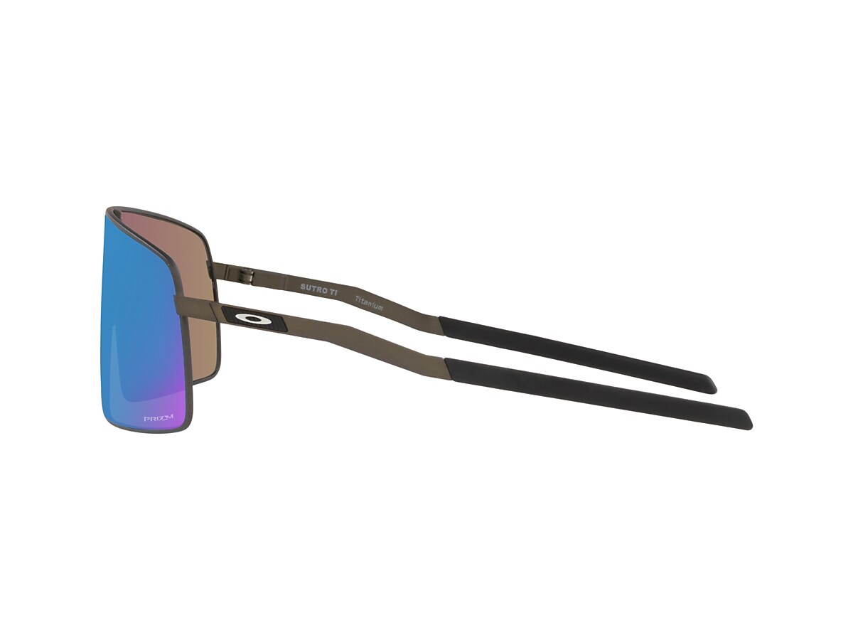Oakley OO6013 Sutro TI M (36 - 134) with Blue lenses and Oakley OO6013 Sutro TI M (36 - 134) with Blue lenses and