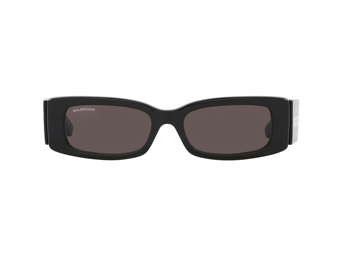 889652416700_000A.png?impolicy